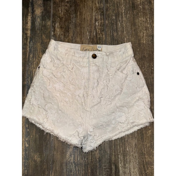 Free People‎ Lace Shorts High Waist Raw Hem Festival W24 - Picture 1 of 4